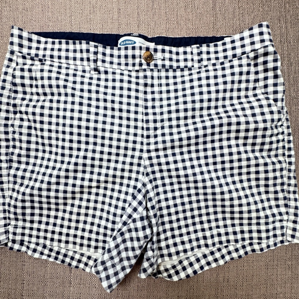Old Navy Everyday Shorts Womens 16 Blue White Gingham Mid-Rise Cotton Stretch